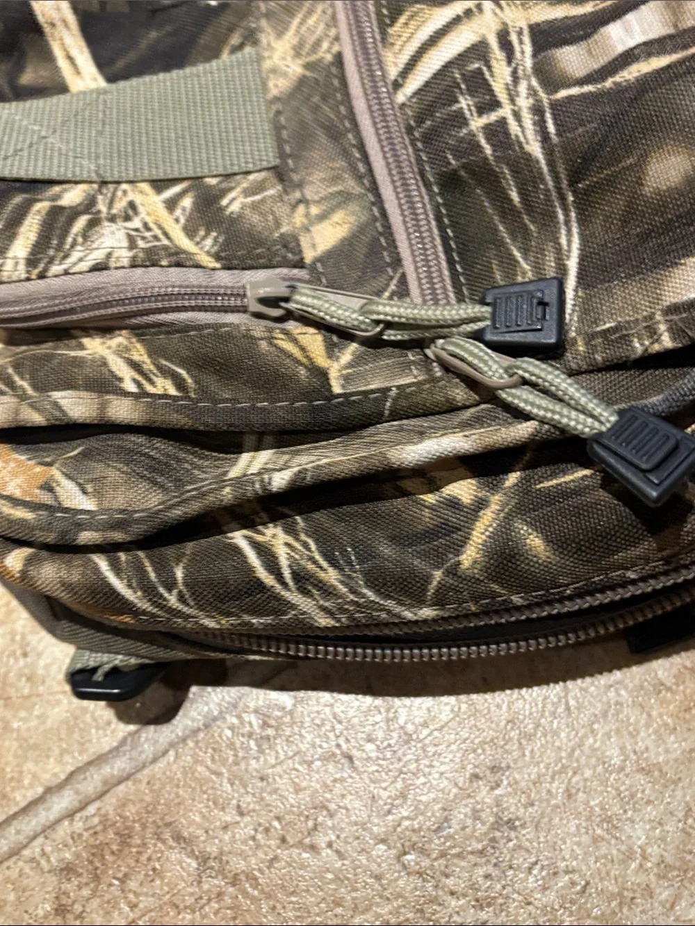 Duck Unlimited Camouflage Duffel Bag in Brown/Green